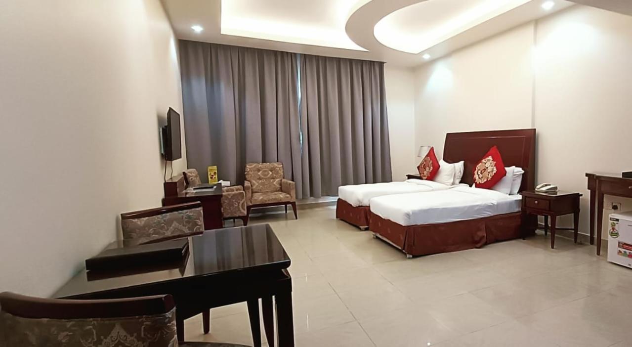 Clifton International Hotel Fujaïrah Extérieur photo