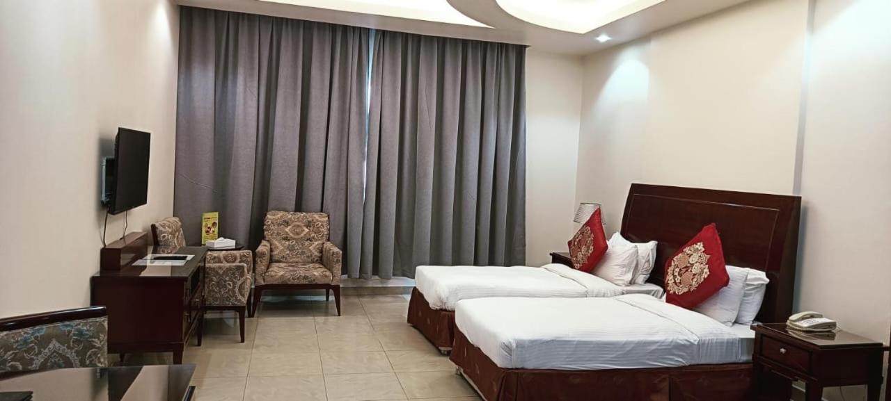 Clifton International Hotel Fujaïrah Extérieur photo