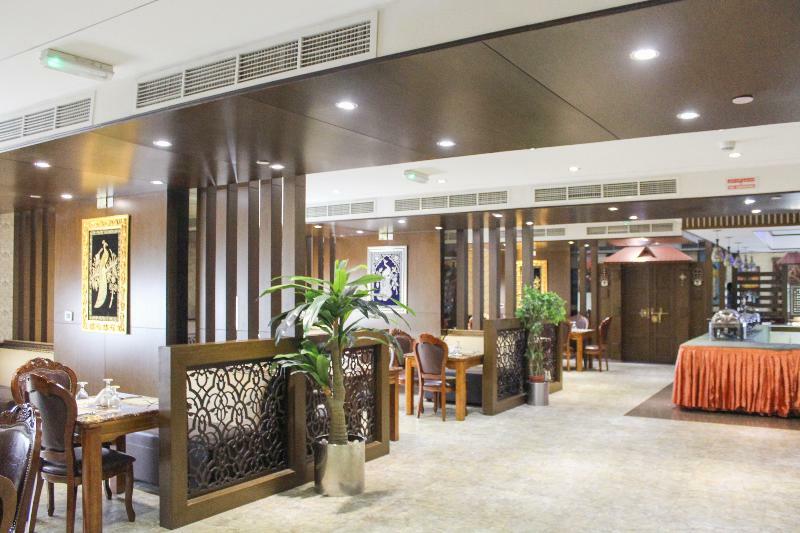 Clifton International Hotel Fujaïrah Extérieur photo